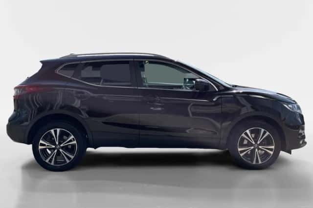 Nissan Qashqai (2021) thumbnail 5