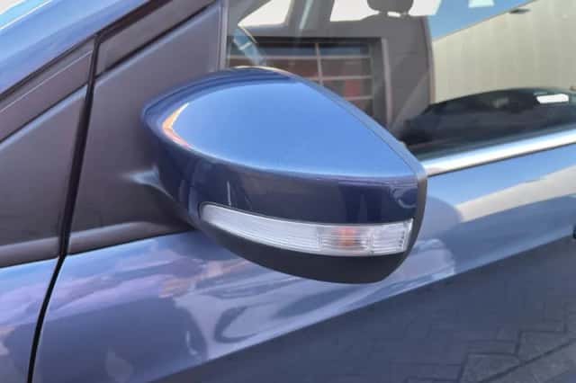 Ford Kuga (2019) thumbnail 22