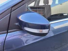 Ford Kuga (2019) thumbnail 22