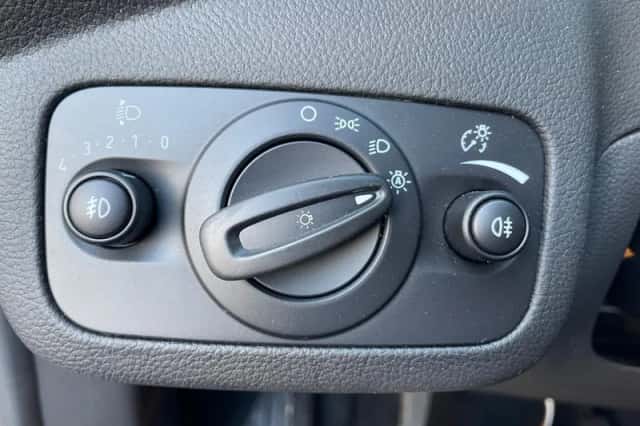 Ford Kuga (2019) thumbnail 29