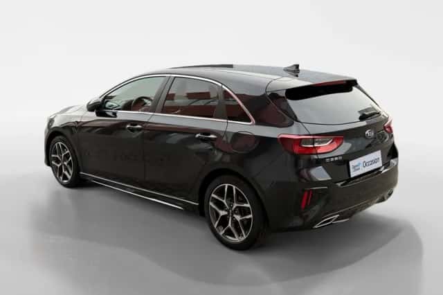 Kia Ceed (2021) thumbnail 2