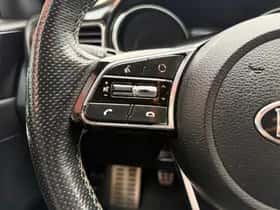 Kia Ceed (2021) thumbnail 16