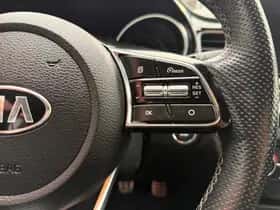 Kia Ceed (2021) thumbnail 17