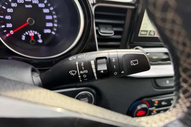 Kia Ceed (2021) thumbnail 19