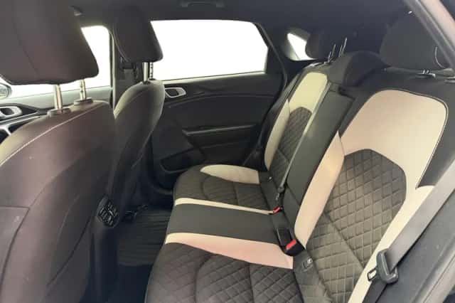 Kia Ceed (2021) thumbnail 30