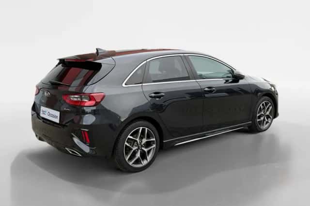 Kia Ceed (2021) thumbnail 4