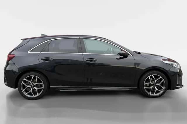 Kia Ceed (2021) thumbnail 5