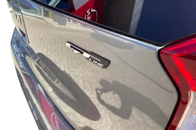 Kia Picanto (2022) thumbnail 12