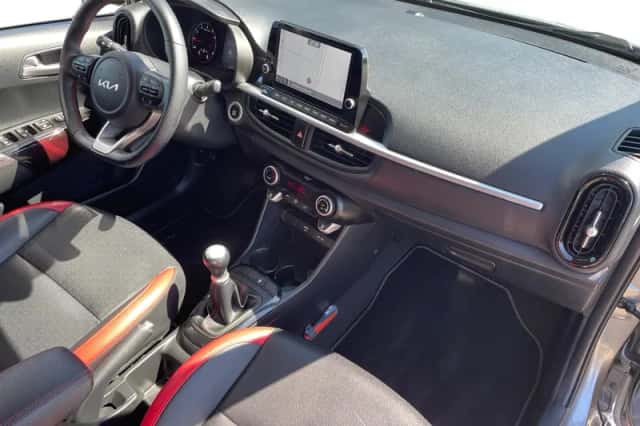 Kia Picanto (2022) thumbnail 14