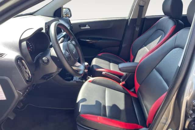 Kia Picanto (2022) thumbnail 15