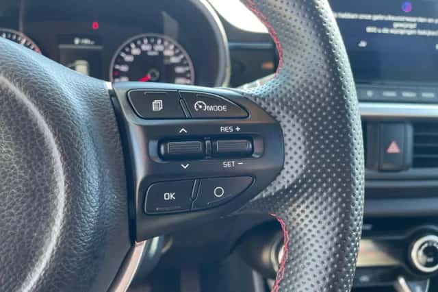 Kia Picanto (2022) thumbnail 24