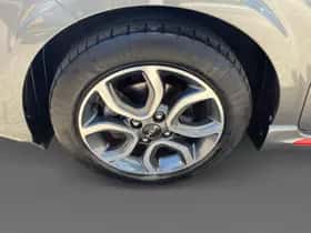 Kia Picanto (2022) thumbnail 8
