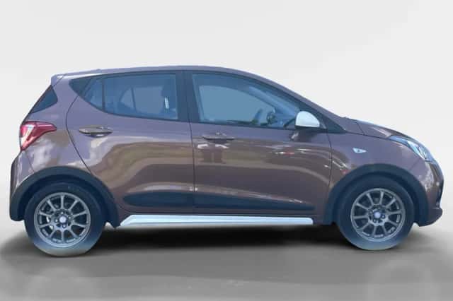 Hyundai i10 (2016) thumbnail 2