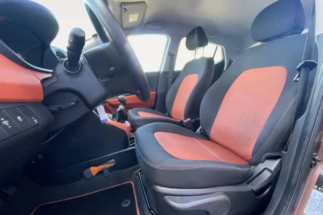 Hyundai i10 (2016) thumbnail 8