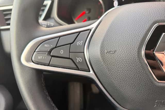 Renault Clio (2023) thumbnail 14