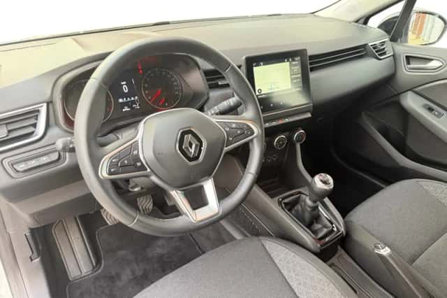 Renault Clio (2023) thumbnail 24