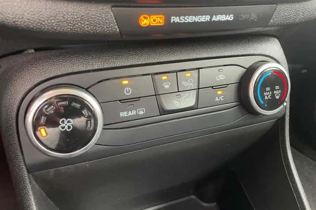 Ford Fiesta (2018) thumbnail 22