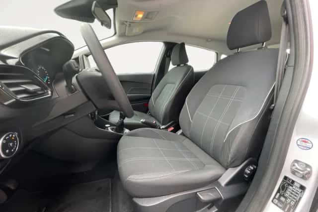 Ford Fiesta (2018) thumbnail 5