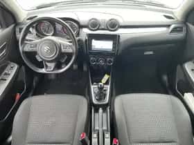 Suzuki Swift (2021) thumbnail 12