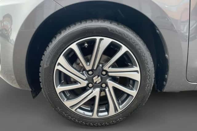 Suzuki Swift (2021) thumbnail 5