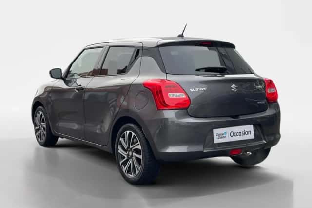 Suzuki Swift (2021) thumbnail 8