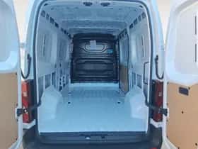 Nissan Interstar (2026) thumbnail 6