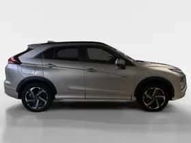 Mitsubishi Eclipse Cross (2022) thumbnail 3