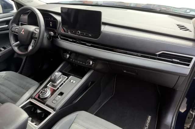 Mitsubishi Outlander (2025) thumbnail 13