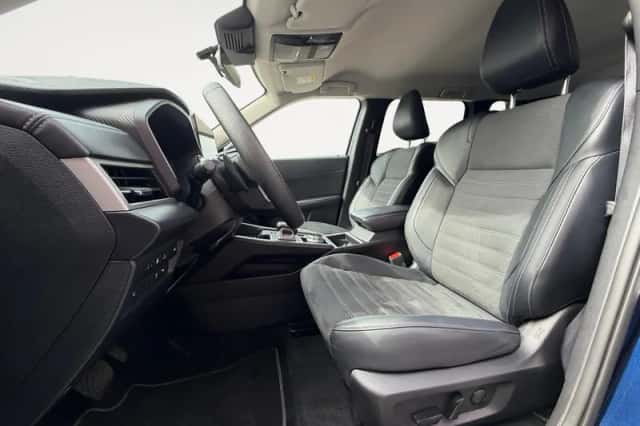 Mitsubishi Outlander (2025) thumbnail 14
