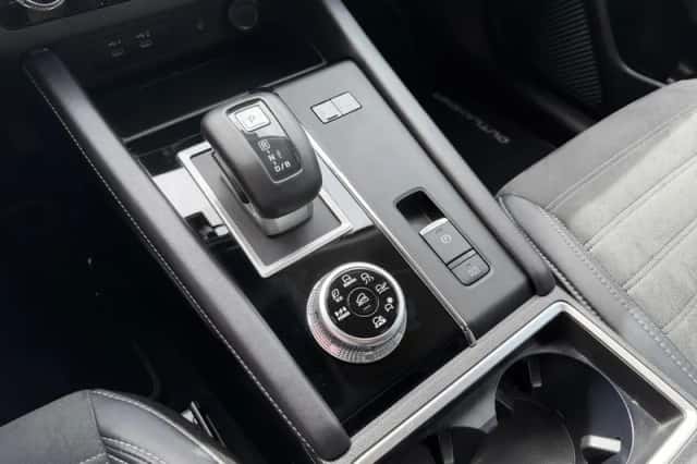 Mitsubishi Outlander (2025) thumbnail 16