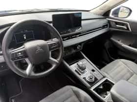 Mitsubishi Outlander (2025) thumbnail 21