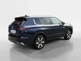 Mitsubishi Outlander (2025) thumbnail 4
