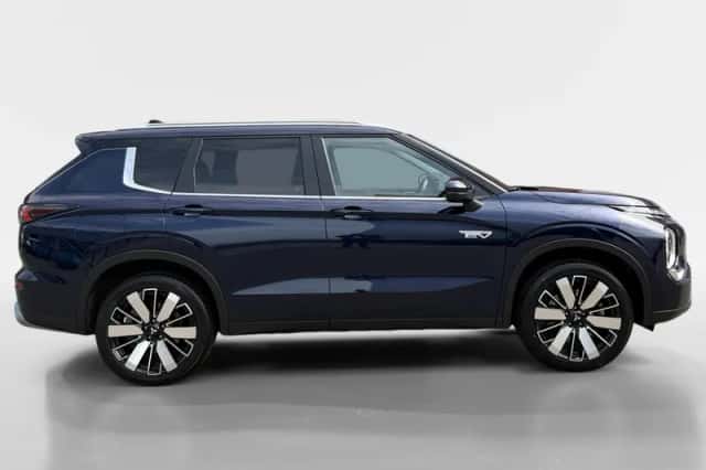 Mitsubishi Outlander (2025) thumbnail 5