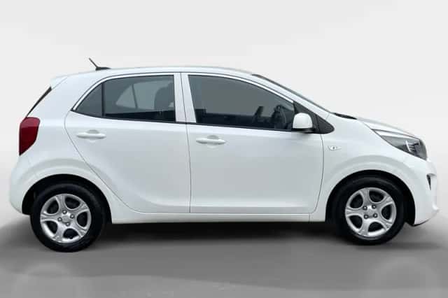 Kia Picanto (2021) thumbnail 2