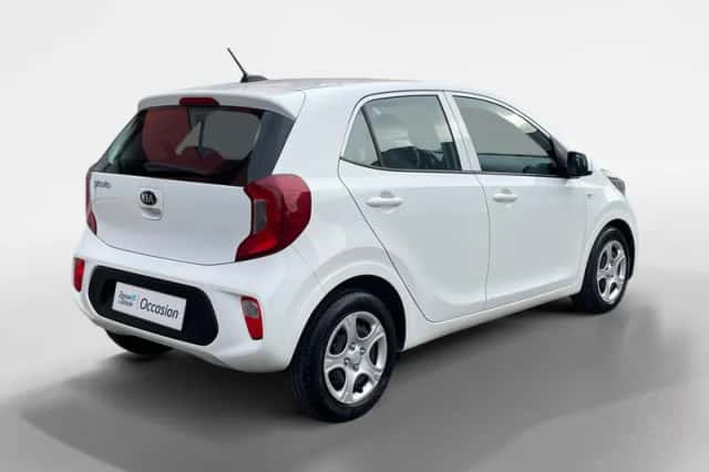 Kia Picanto (2021) thumbnail 3