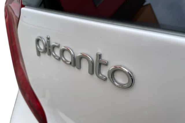 Kia Picanto (2021) thumbnail 23