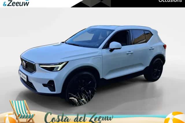 Volvo XC40 (2022) thumbnail 1
