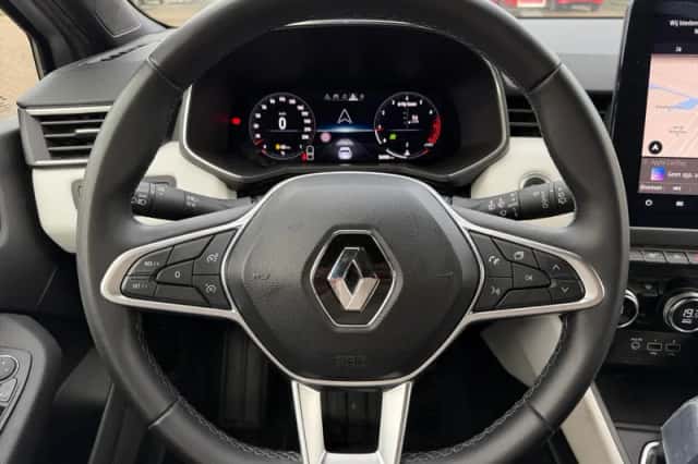 Renault Clio (2023) thumbnail 13