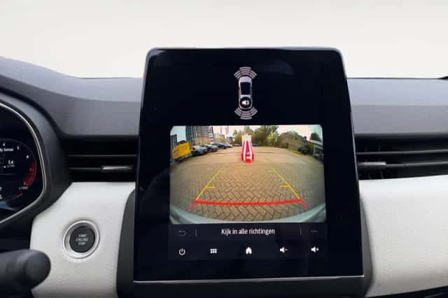 Renault Clio (2023) thumbnail 18