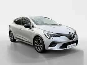 Renault Clio (2023) thumbnail 3