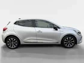 Renault Clio (2023) thumbnail 4