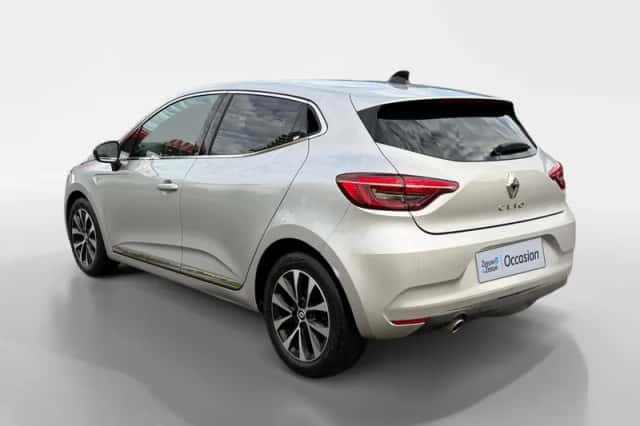 Renault Clio (2023) thumbnail 5