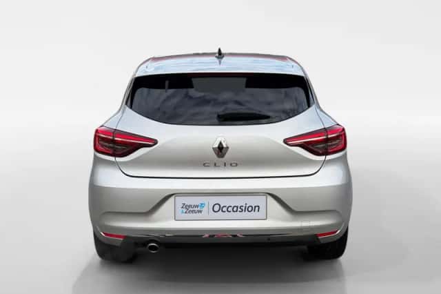 Renault Clio (2023) thumbnail 6