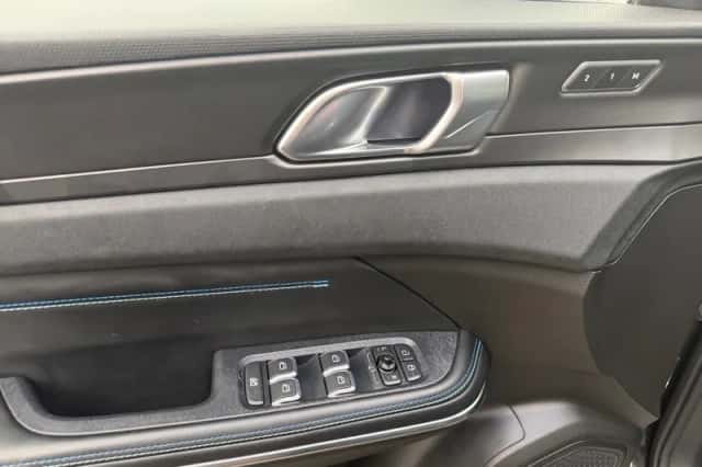 Lynk & Co 01 (2022) thumbnail 10