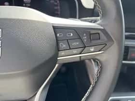 SEAT Leon (2023) thumbnail 17