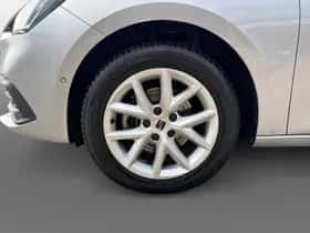SEAT Leon (2023) thumbnail 8