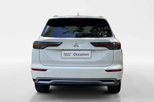 Mitsubishi Outlander (2025) thumbnail 6
