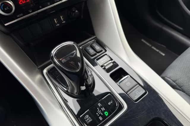 Mitsubishi Eclipse Cross (2022) thumbnail 21
