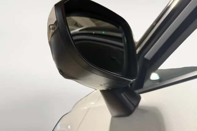 Nissan X-Trail (2025) thumbnail 9