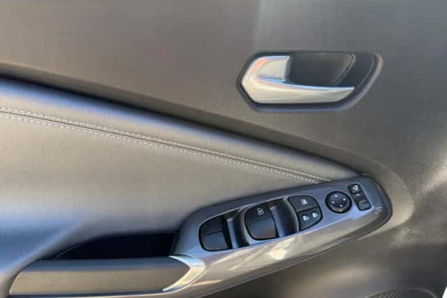 Nissan Juke (2021) thumbnail 10